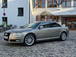 Beige Gebraucht 2007 Audi A8 Ambiente Limousine | 15.900 €