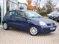 Blau Gebraucht 2006 Renault Clio II Campus Kleinwagen | 3.450 € (Teuer)