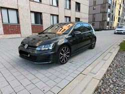 Grau Gebraucht 2016 VW Golf VII Sound Limousine | 13.500 € (Fairer Preis)