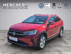 Rot Gebraucht 2022 VW Taigo Life SUV | 18.800 € (Fairer Preis)