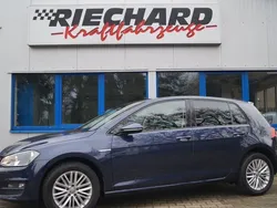 Blau Gebraucht 2014 VW Golf VII Cup Limousine | 8.900 € (Etwas zu teuer)
