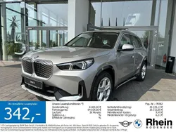 Spacesilber metallic Neu 2025 BMW iX1 Sport Line SUV | 53.980 € (Fairer Preis)