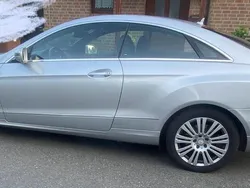 Silber Gebraucht 2009 Mercedes E250 Coupé | 8.399 €