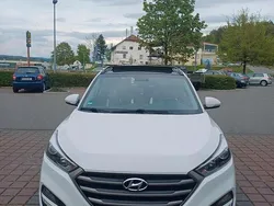 Weiß Gebraucht 2016 Hyundai Tucson SUV | 19.999 € (Teuer)