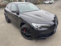 Schwarz Gebraucht 2020 Alfa Romeo Stelvio Quadrifoglio SUV | 51.000 € (Fairer Preis)
