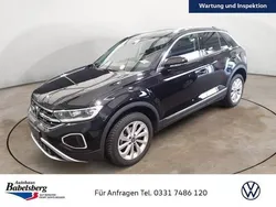 Schwarz Gebraucht 2024 VW T-Roc Style SUV | 29.998 € (Fairer Preis)