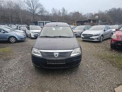 Blau Gebraucht 2013 Dacia Logan MCV Ambiance Kombi | 2.690 € (Fairer Preis)