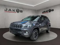 Graphite grey Gebraucht 2022 Jeep Compass Trailhawk SUV | 35.990 € (Teuer)