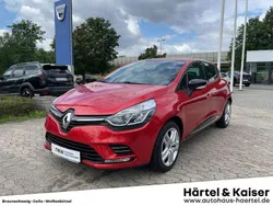 Rot Gebraucht 2020 Renault Clio IV Collection Limousine | 10.490 € (Fairer Preis)