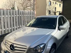 Grau Gebraucht 2011 Mercedes C200 Limousine | 10.000 € (Fairer Preis)