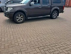 Braun Gebraucht 2015 Nissan Navara Abholung | 9.200 €