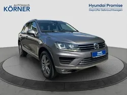 Grau Gebraucht 2015 VW Touareg Terrain Tech SUV | 23.900 € (Fairer Preis)