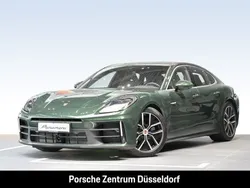 Oakgrünmetallic neo Gebraucht 2025 Porsche Panamera 4S Limousine | 153.890 €
