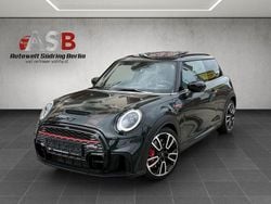 Grün Gebraucht 2021 Mini John Cooper Works Kleinwagen | 25.999 € (Fairer Preis)