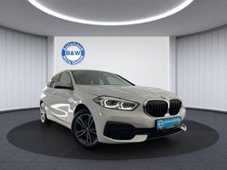 Alpinweiss iii Gebraucht 2022 BMW 116 Sport Line Kleinwagen | 18.799 € (Etwas zu teuer)
