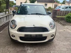Beige Gebraucht 2014 Mini Cooper D Kleinwagen | 4.700 €