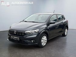 Grau Gebraucht 2021 Dacia Sandero Comfort Kleinwagen | 13.890 € (Teuer)