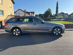 Blau Gebraucht 2020 BMW 520 Performance Kombi | 24.999 € (Superpreis)