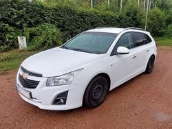 Weiß Gebraucht 2013 Chevrolet Cruze LTZ Kombi | 4.099 € (Guter Preis)