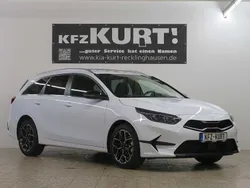 Weiß Neu 2025 Kia Ceed Sportswagon 4 Kombi | 26.990 € (Fairer Preis)