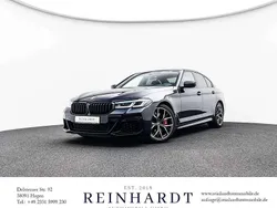 Carbonschwarz metallic Gebraucht 2021 BMW 550 Limousine | 53.305 € (Fairer Preis)
