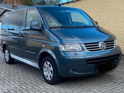 Grün Gebraucht 2003 VW T5 Van | 11.300 € (Teuer)