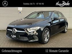 Lack kosmosschwarz Gebraucht 2018 Mercedes A200 Progressive Limousine | 17.950 € (Guter Preis)
