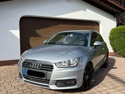 Grau Gebraucht 2015 Audi A1 Kleinwagen | 9.990 € (Fairer Preis)