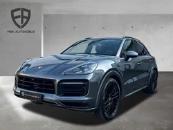 Grau Gebraucht 2020 Porsche Cayenne GTS SUV | 85.900 € (Fairer Preis)
