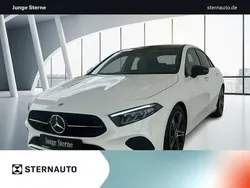 Unilack polarweiß Gebraucht 2024 Mercedes A200 Progressive Limousine | 34.510 € (Teuer)