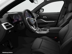 Weiß Gebraucht 2024 BMW 330e M Sport Kombi | 49.460 € (Fairer Preis)