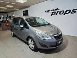 Braun Gebraucht 2011 Opel Meriva Design Edition Van / Kleinbus | 4.990 € (Fairer Preis)
