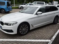 Weiß Gebraucht 2019 BMW 520 Sport Line Kombi | 29.990 € (Fairer Preis)