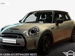Silber Gebraucht 2022 Mini Cooper SE Classic Kleinwagen | 19.670 € (Etwas zu teuer)