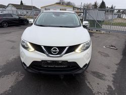 Weiß Gebraucht 2016 Nissan Qashqai Acenta SUV | 7.000 € (Superpreis)