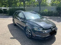 Grau Gebraucht 2020 VW Golf VII IQ Drive Kombi | 18.200 € (Fairer Preis)