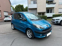 Blau Gebraucht 2008 Peugeot 1007 Premium Kleinwagen | 2.100 € (Guter Preis)