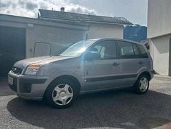 Silber Gebraucht 2012 Ford Fusion Kleinwagen | 3.250 € (Fairer Preis)