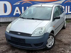 Silber Gebraucht 2005 Ford Fiesta Ambiente Kleinwagen | 999 € (Fairer Preis)