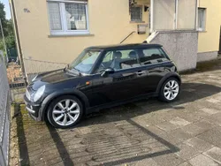 Gebraucht 2003 Mini Cooper Kleinwagen | 3.000 € (Etwas zu teuer)