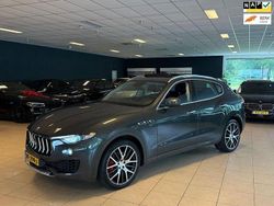 Grau Gebraucht 2016 Maserati Levante SUV | 25.350 €