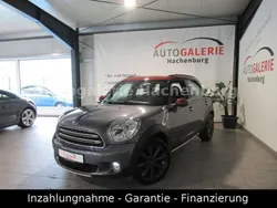 Grau Gebraucht 2016 Mini Park Lane Countryman Chili SUV | 13.990 €