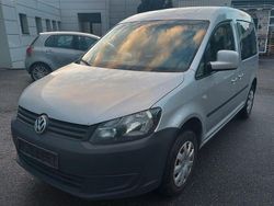 Silber Gebraucht 2011 VW Caddy Trendline Van / Kleinbus | 3.300 € (Teuer)