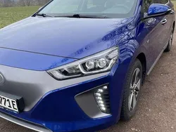 Blau Gebraucht 2018 Hyundai Ioniq Style Limousine | 14.500 € (Fairer Preis)