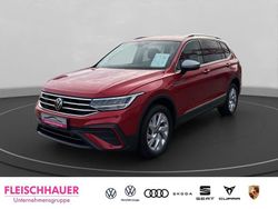 Rot Gebraucht 2022 VW Tiguan Allspace Life SUV | 31.850 € (Fairer Preis)