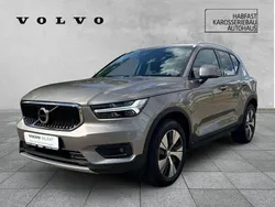 Pebble grey / metallic Gebraucht 2021 Volvo XC40 Momentum SUV | 27.990 € (Fairer Preis)