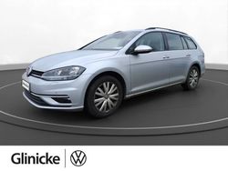Silber Gebraucht 2020 VW Golf VII Comfortline Kombi | 16.570 € (Fairer Preis)