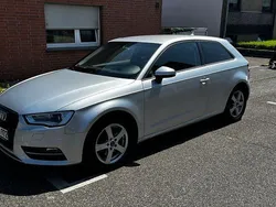 Silber Gebraucht 2013 Audi A3 Ambiente Limousine | 6.850 € (Superpreis)