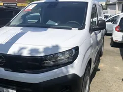 Weiß Gebraucht 2025 Opel Combo Edition Van / Kleinbus | 22.234 € (Fairer Preis)