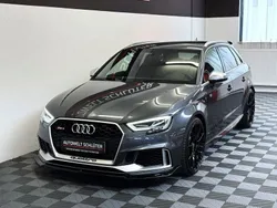 Grau Gebraucht 2017 Audi RS3 Ambiente Kleinwagen | 54.999 €